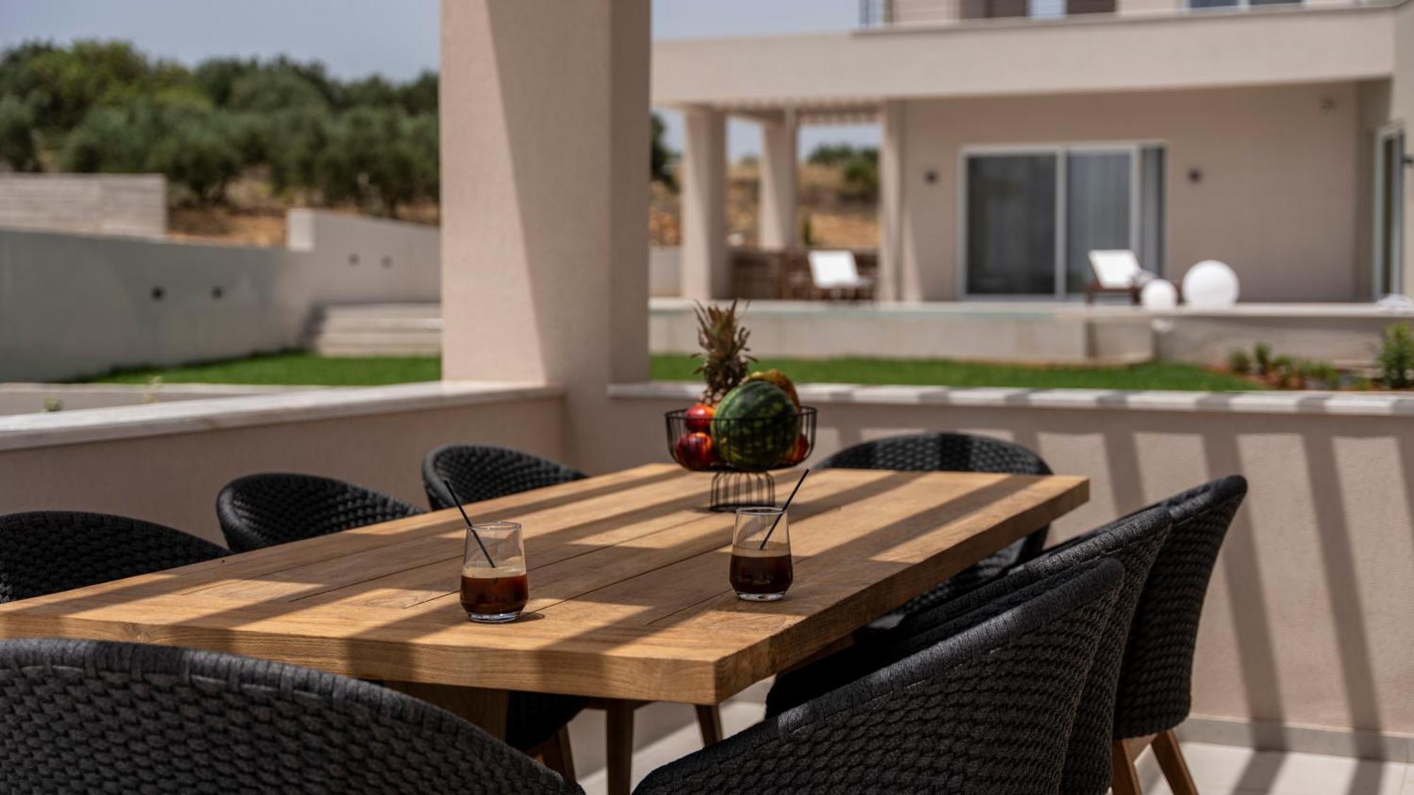 Blue Sky Villas Arkalochórion Стая снимка