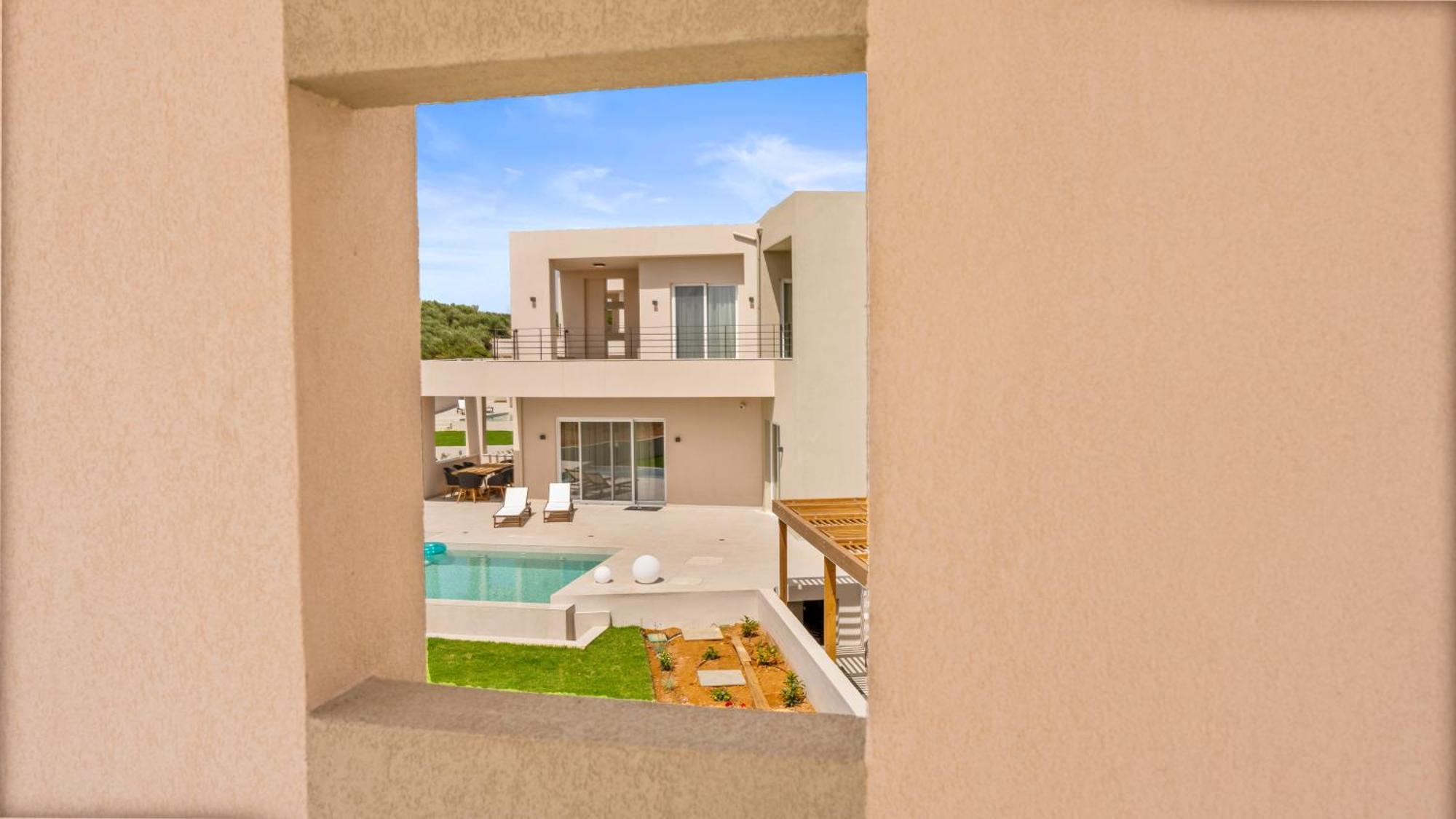 Blue Sky Villas Arkalochórion Екстериор снимка