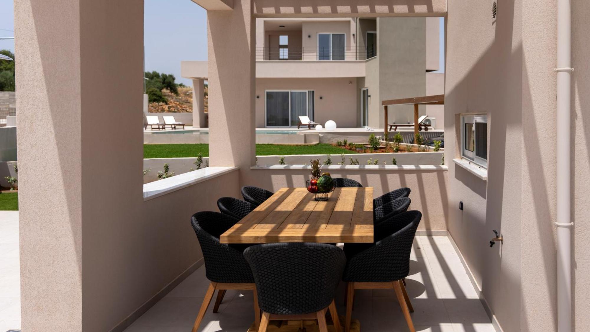 Blue Sky Villas Arkalochórion Екстериор снимка
